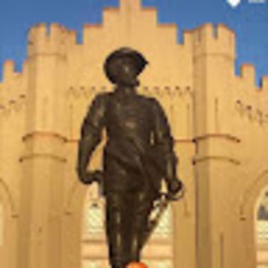 Meet your Posher, Leslie